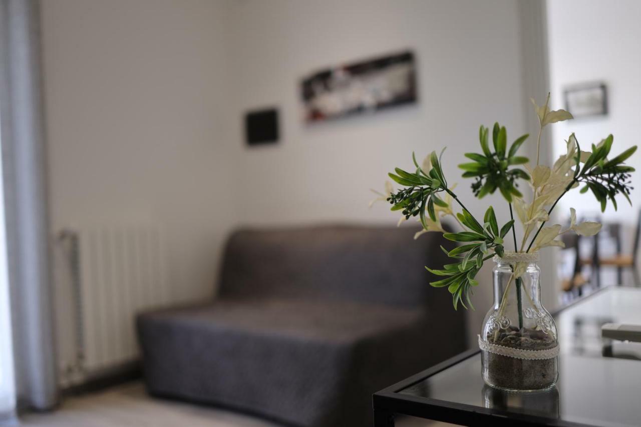 Cavour37 Rooms Palermo Bagian luar foto