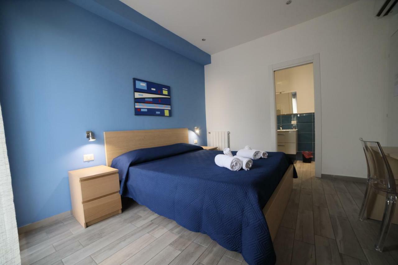 Cavour37 Rooms Palermo Bagian luar foto